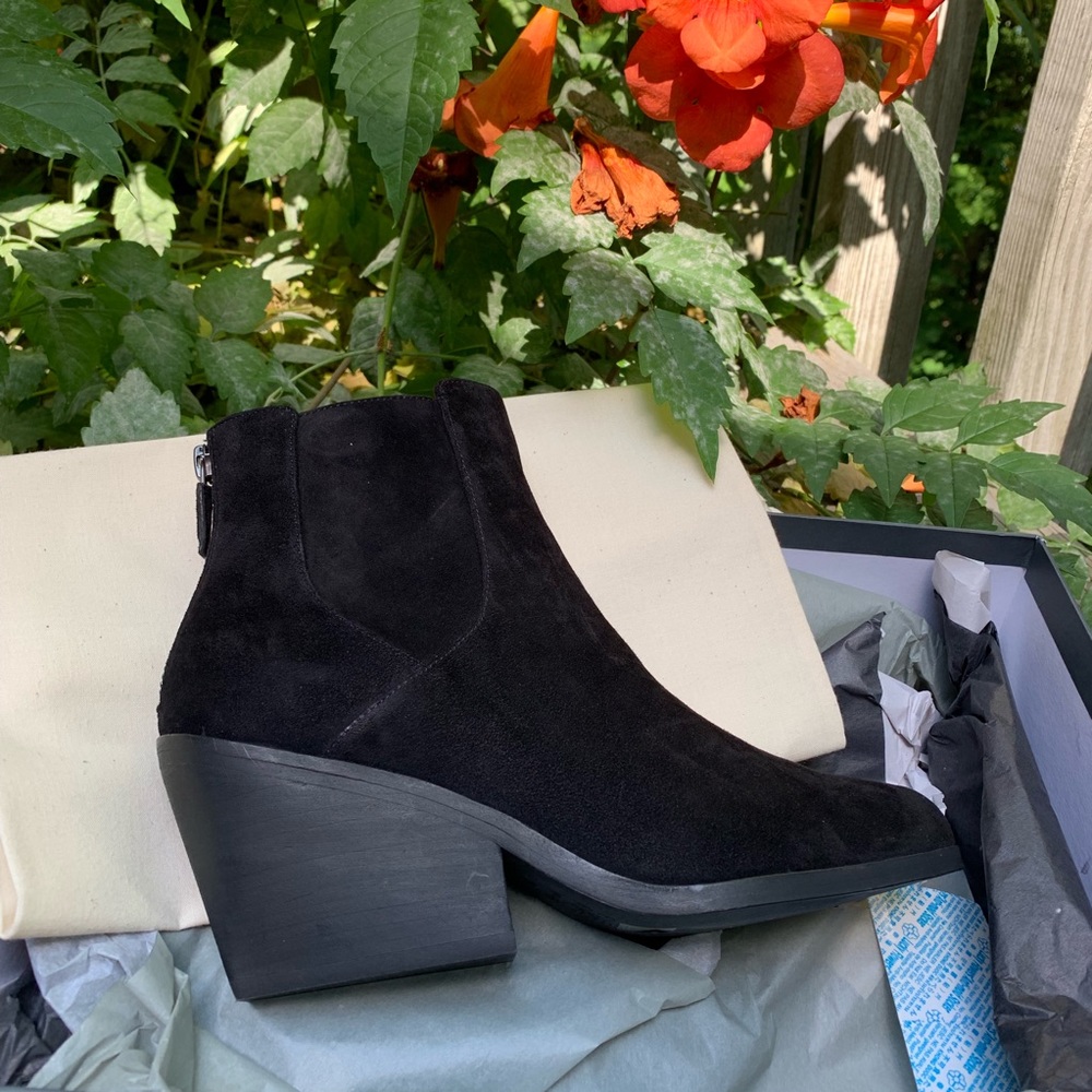 Eileen Fisher Bootie - Picture 7 of 8